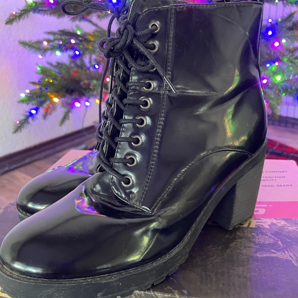 Sleek Black Lace-Up Women's Boots